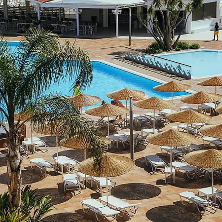 Leonardo Rhodes Kolymbia