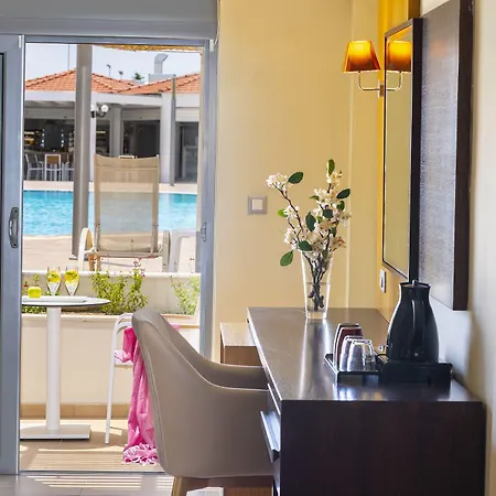 Leonardo Rhodes Kolymbia