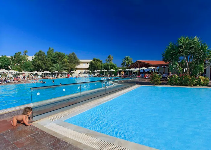 Leonardo Rhodes 5* Κολύμπια